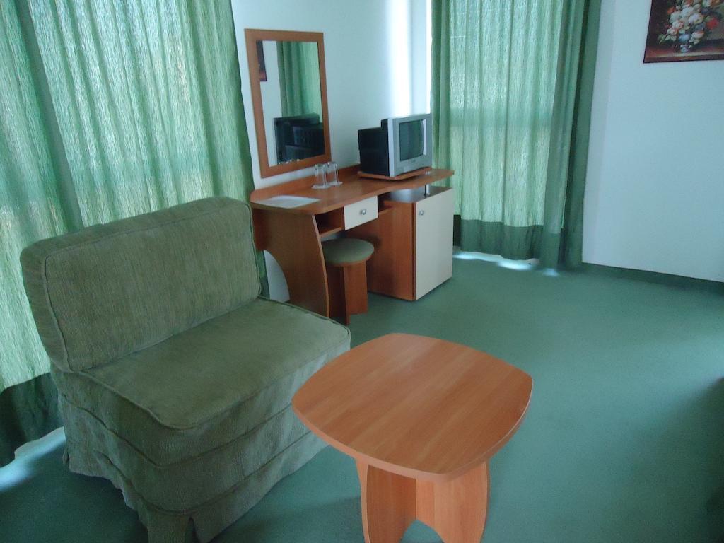 Pension Ruskovi Guesthouse Ravda Kamer foto
