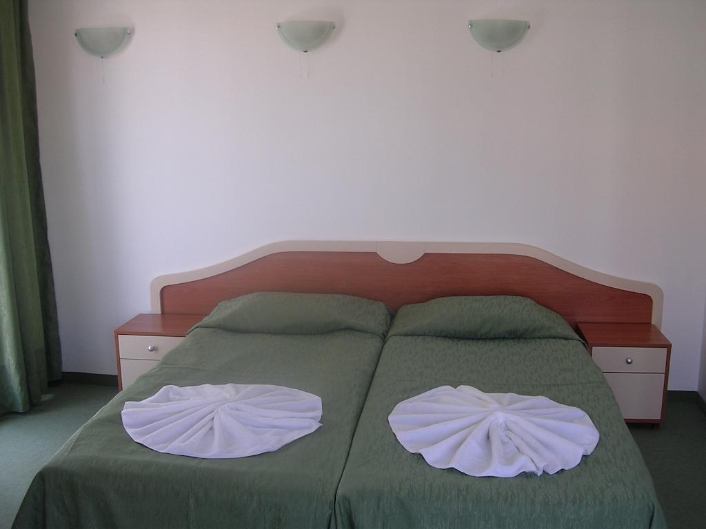 Pension Ruskovi Guesthouse Ravda Buitenkant foto